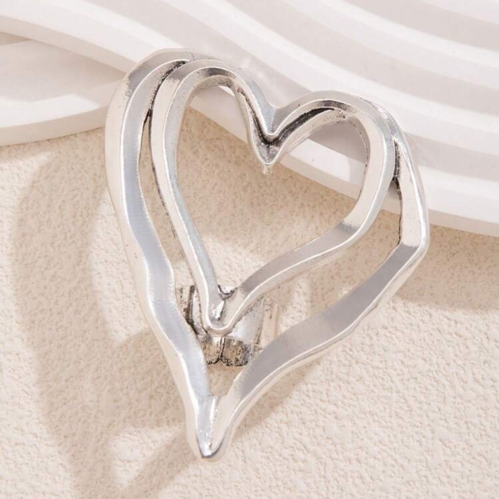 Silver Heart Statement Ring - image 3